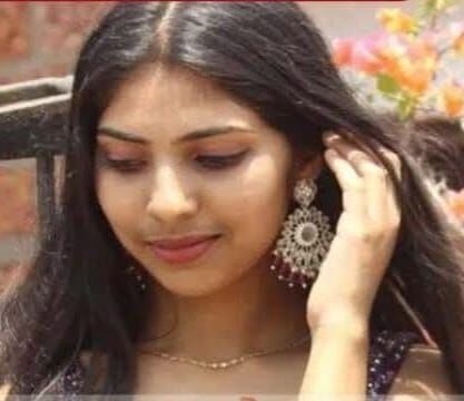 ನೇಣು ಬಿಗಿದು ಯುವತಿ ಆತ್ಮಹತ್ಯೆಗೆ ಯತ್ನ..! ರಕ್ಷಿಸಿ ಆಸ್ಪತ್ರೆಗೆ ಸಾಗಿಸುತ್ತಿದ್ದ ವೇಳೆ ರಸ್ತೆ ಅಪಘಾತದಲ್ಲಿ ಮೃತ್ಯು